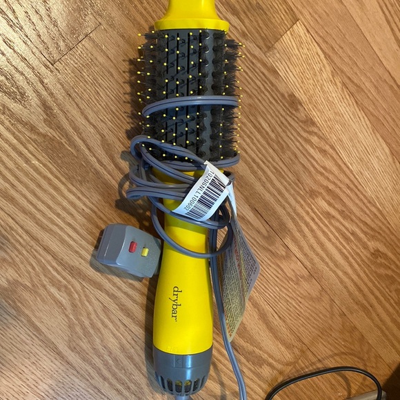 Drybar The Double Shot Blow-Dryer Brush - Picture 2 of 4